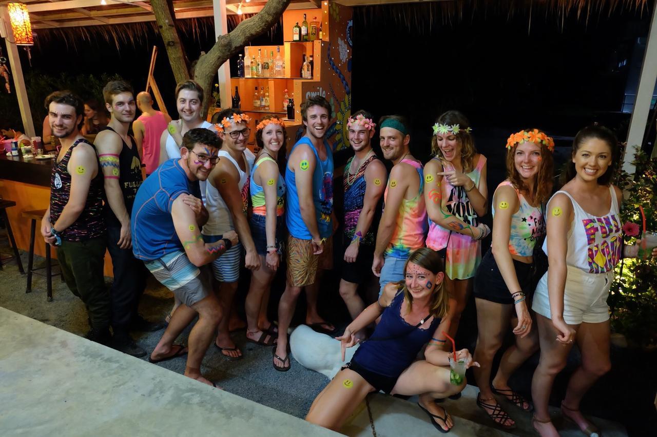 Smile Hostel Koh Phangan Buitenkant foto